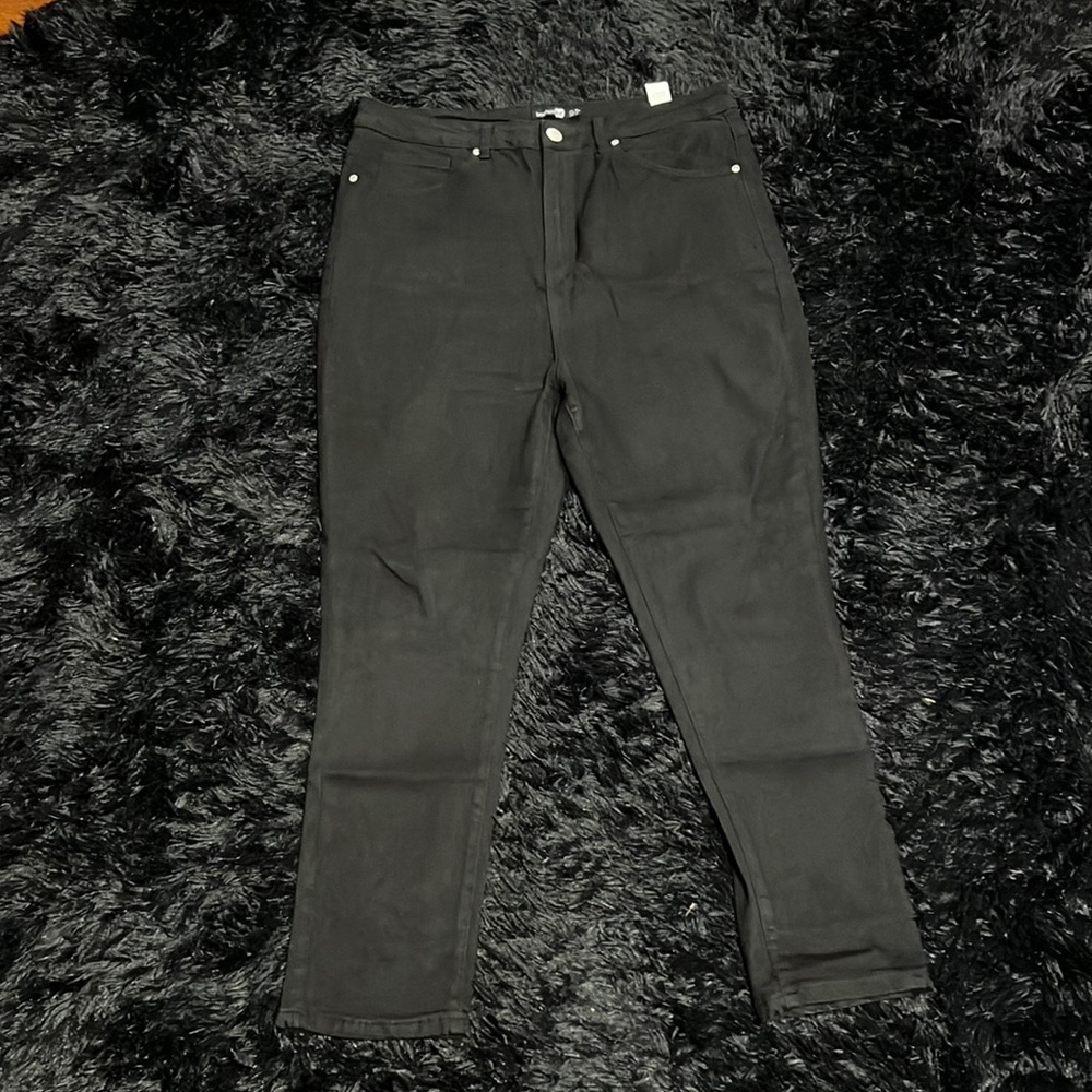 Black high waisted jeans